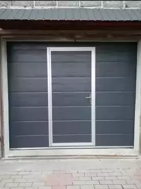 bramy-garazowe-z-drzwiami-2